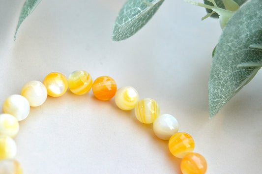 Perlemor armbånd – indre ro, feminin energi og beskyttelse